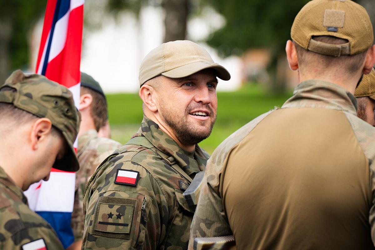 wikimedia.org wikimedia.org