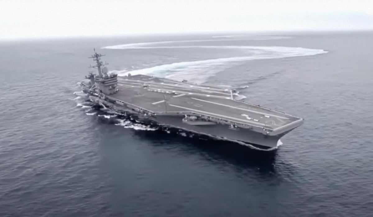 Кінець епохи: легендарний авіаносець USS Nimitz йде на 'пенсію'