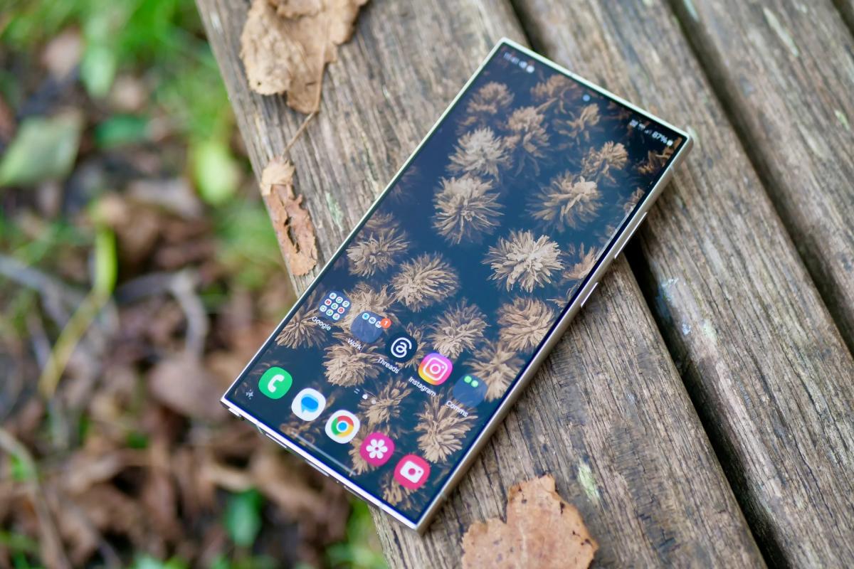 Galaxy S26 Ultra отримає найбільш просунуту OLED-матрицю в індустрії / фото Digital Trends Galaxy S26 Ultra отримає найбільш просунуту OLED-матрицю в індустрії / фото Digital Trends