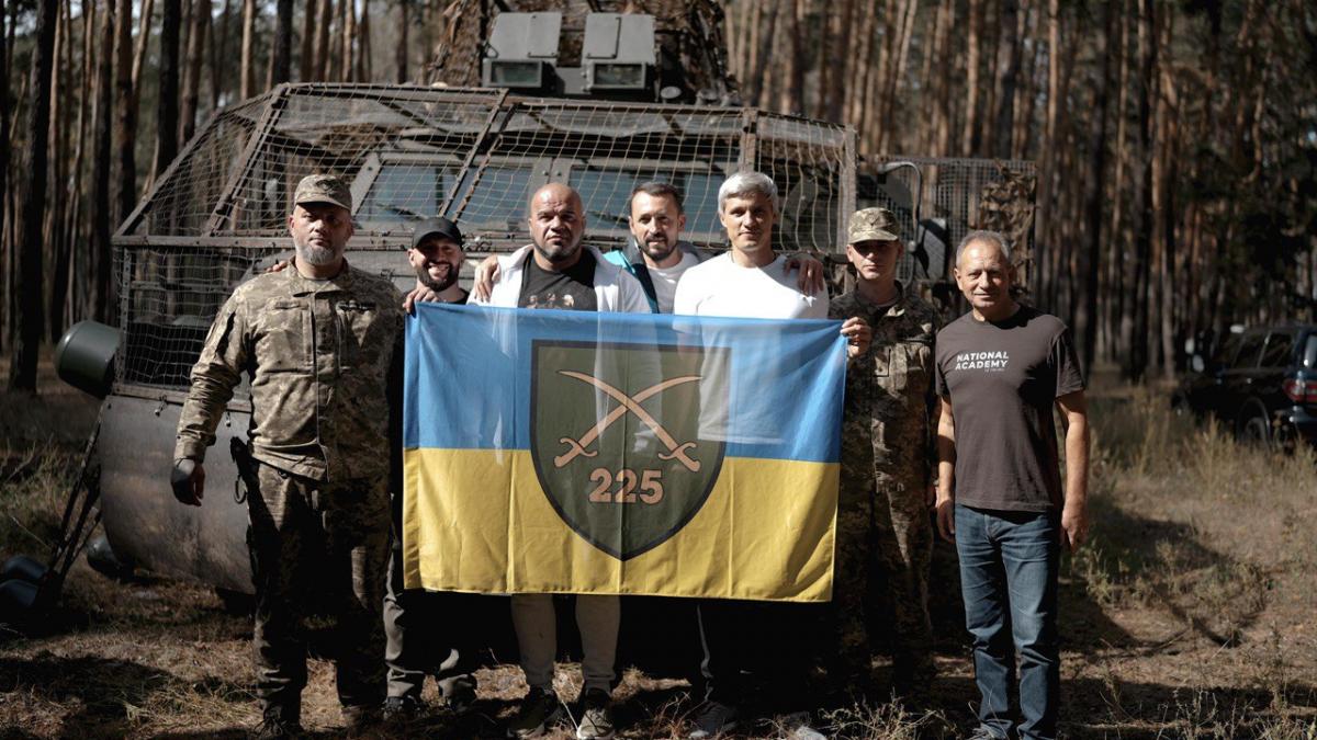 БФ молодіжної ініціативи «Надія», Валерій Дубіль та Артем Чаплигін доставили на схід РЕБи, засоби живлення та звʼязку БФ молодіжної ініціативи «Надія», Валерій Дубіль та Артем Чаплигін доставили на схід РЕБи, засоби живлення та звʼязку