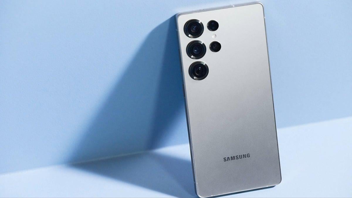 Инсайдер опубликовал характеристики Samsung Galaxy S26 Ultra / фото Samsung Инсайдер опубликовал характеристики Samsung Galaxy S26 Ultra / фото Samsung