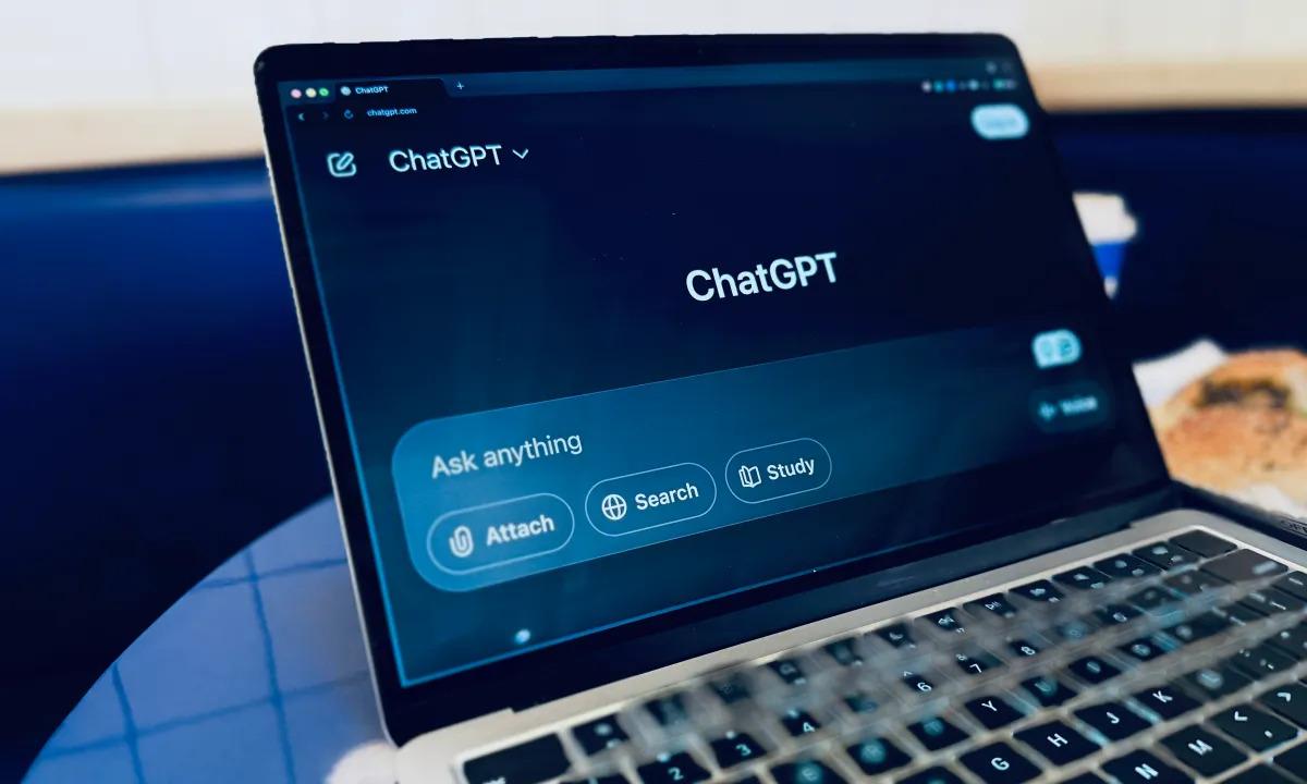 ChatGPT теперь позволяет покупать товары прямо внутри диалога с чат-ботом / фото Digital Trends ChatGPT теперь позволяет покупать товары прямо внутри диалога с чат-ботом / фото Digital Trends