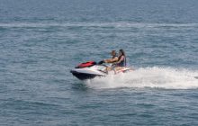 Відпочинок на воді в Києві стане безпечнішим: влада врегулювала популярні розваги