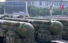 Загрожує всій планеті: Китай на параді показав нову міжконтинентальну ракету DF-61 (фото, відео)