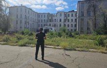 Росіяни скинули на лікарню в Костянтинівці три авіабомби: в ОВА розкрили деталі