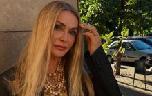 Сумская впервые за долгое время вышла в свет с младшей дочкой: как она выглядит (фото)