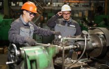 "Інтерпайп" Пінчука реалізує комплексну підтримку ветеранів: медичний супровід, перенавчання та працевлаштування