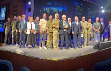 Борис Джонсон закликав надати Україні дозвіл бити по військових базах у Росії