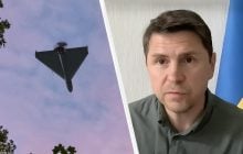 "Цілком свідома стратегія": Подоляк розкрив, навіщо РФ атакувала Польщу дронами