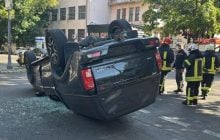 Охорона Порошенка влаштувала серйозне ДТП з перекиданням в Одесі (фото)