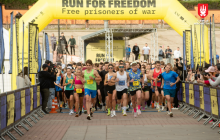 Захисники Маріуполя та їхні родини взяли участь у забігу за визволення полонених українців
