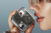 Конкурент Apple выпустил беспроводные наушники с "супермикрофоном" в кейсе