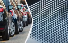 Для чого насправді потрібні чорні крапки на лобовому склі автомобіля: пояснення експерта