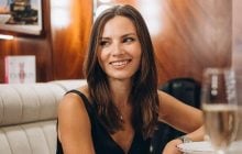 Зірка "Спіймати Кайдаша" розчулила фанів дитячим фото з камерою в руках