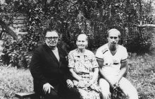 Дуже похмура історія: журналісти дізналися химерний факт про батьків Путіна