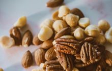 Де зберігати горіхи в домашніх умовах: фермер дав поради та застеріг від поширеної помилки