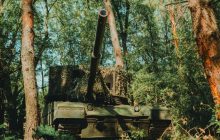 Бійці РДК перекинули на Донеччину танковий підрозділ із трофейною технікою (фото)