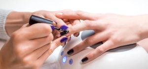 Этот маникюр станет хитом новогодних вечеринок: примеры оригинальных дизайнов (фото)