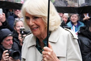 Королева Британії закликала протистояти тиранії для закінчення війни в Україні