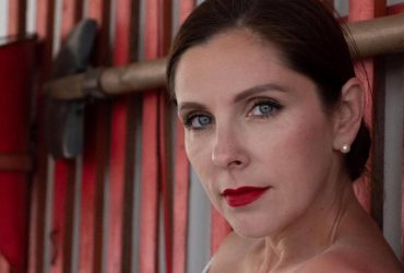 Відома українська акторка мало не побила прихильницю русского мира (відео)