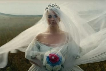 Вийшов тизер Буремного перевалу з Марго Роббі, Джейкобом Елорді та зіркою Юнацтва