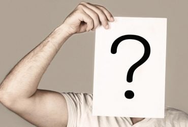 Юрійович или Юрієвич: как правильно писать отчество, чтобы не ошибиться