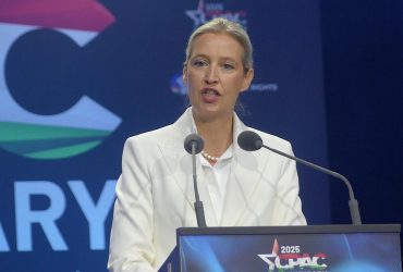 Проросійська АдН стала найпопулярнішою партією Німеччини, - Bild