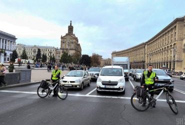 В Киеве ежедневно будут перекрывать Крещатик для минуты молчания, - КГВА