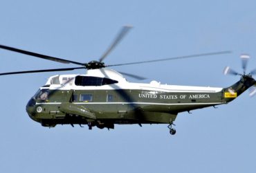 Гелікоптер з Трампом атакували лазерною указкою, могла статись аварія, - NBC