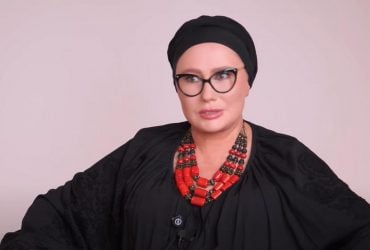 Эффектная короткая стрижка для женщин 50+: продюсер Мозговая подает пример (фото)