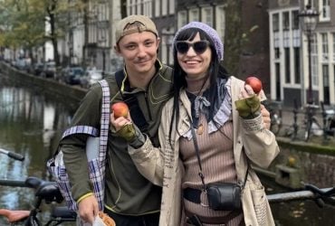 Учасник гурту Курган і Агрегат зіграв весілля з усіма українськими традиціями (фото)