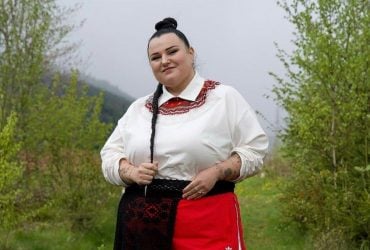 Alyona Alyona объяснила, почему они с любимым не живут вместе в Киеве