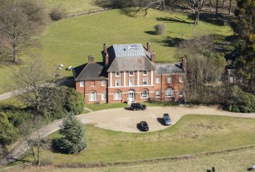 Переезд принца Уильяма и Кейт Миддлтон вызвал новый скандал