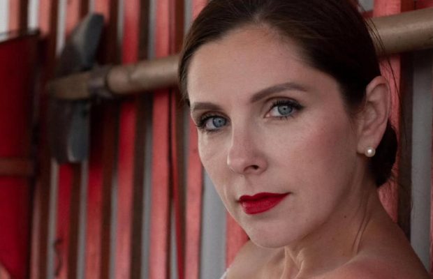 Известная украинская актриса чуть не побила сторонницу "русского мира" (видео)