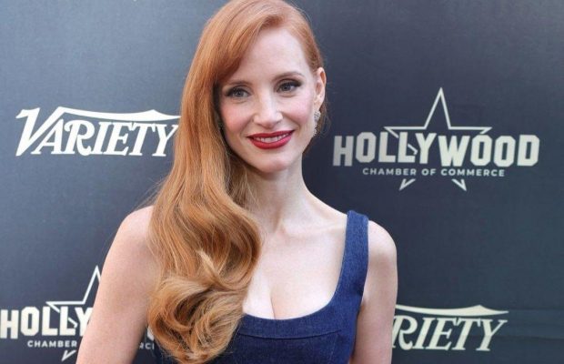 Голливудская актриса, которая поддерживает Украину, получила звезду на Аллее славы (видео)