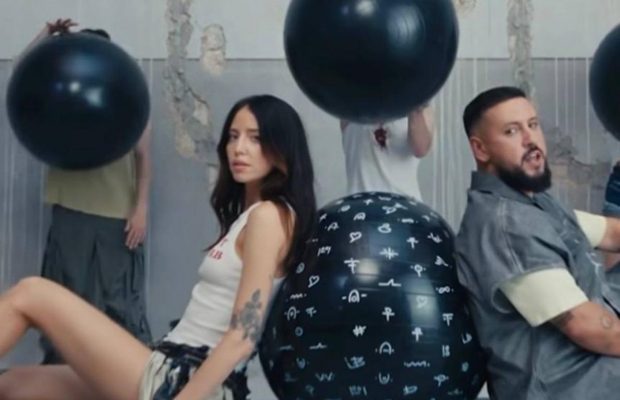 "Это хит года": Монатик и Дорофеева презентовали совместный трек "If you know what I mean" (видео)