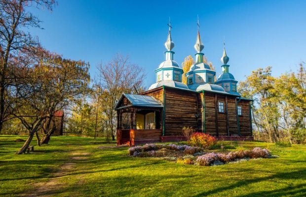 7 жовтня: церковне свято сьогодні, що обов'язково треба зробити, виходячи з дому
