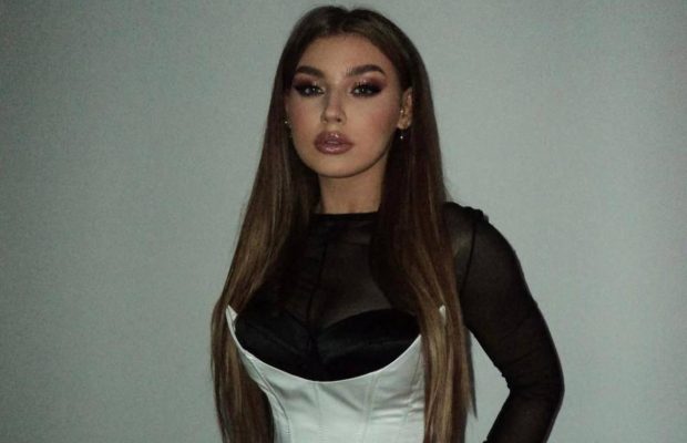 Популярна українська співачка зізналася, скільки грошей заплатила за зменшення грудей