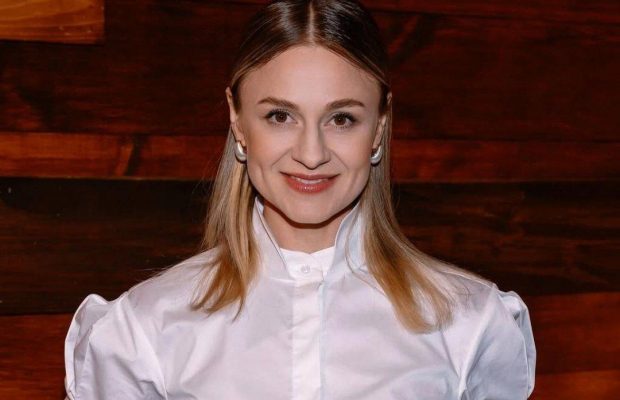 Звезда "МастерШефа" Мартыновская объяснила, почему вынуждена колоть себе ботокс