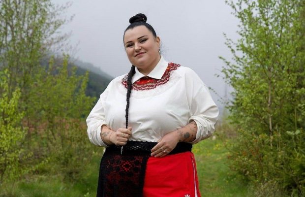 Alyona Alyona объяснила, почему они с любимым не живут вместе в Киеве