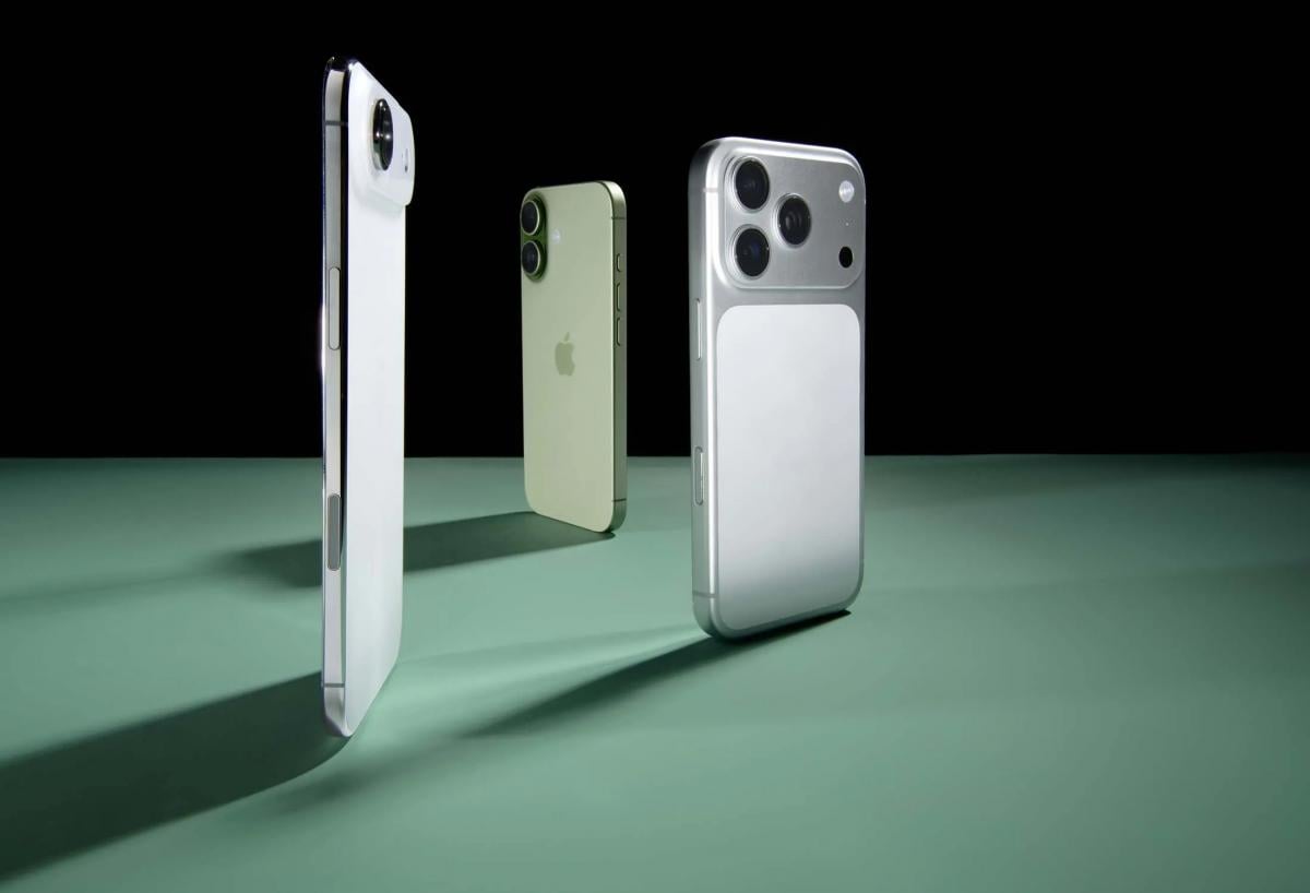 Себестоимость iPhone 17 Pro Max оказалась почти втрое ниже его цены / фото Apple Себестоимость iPhone 17 Pro Max оказалась почти втрое ниже его цены / фото Apple