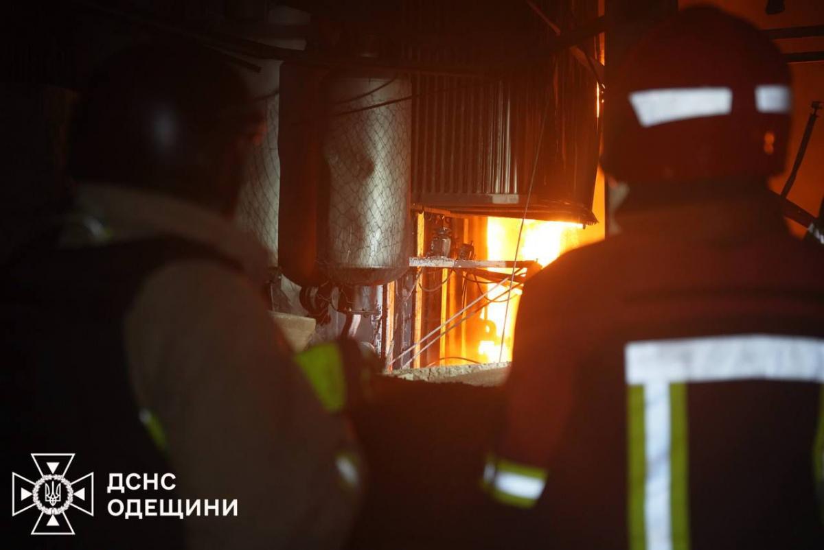 Росія атакувала Одеську область / ДСНС Росія атакувала Одеську область / ДСНС