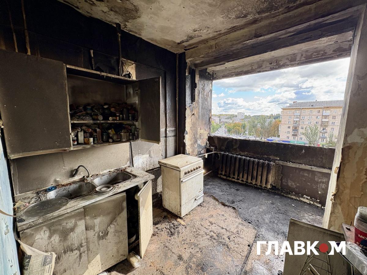 РФ зруйнувала квартиру артиста Олександра Пустовалова / фото - Главком РФ зруйнувала квартиру артиста Олександра Пустовалова / фото - Главком