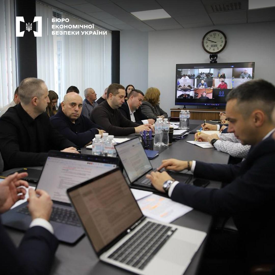 Новый директор БЭБ Цивинский поручил разработать план повышения доверия к Бюро экономической безопасности Новый директор БЭБ Цивинский поручил разработать план повышения доверия к Бюро экономической безопасности