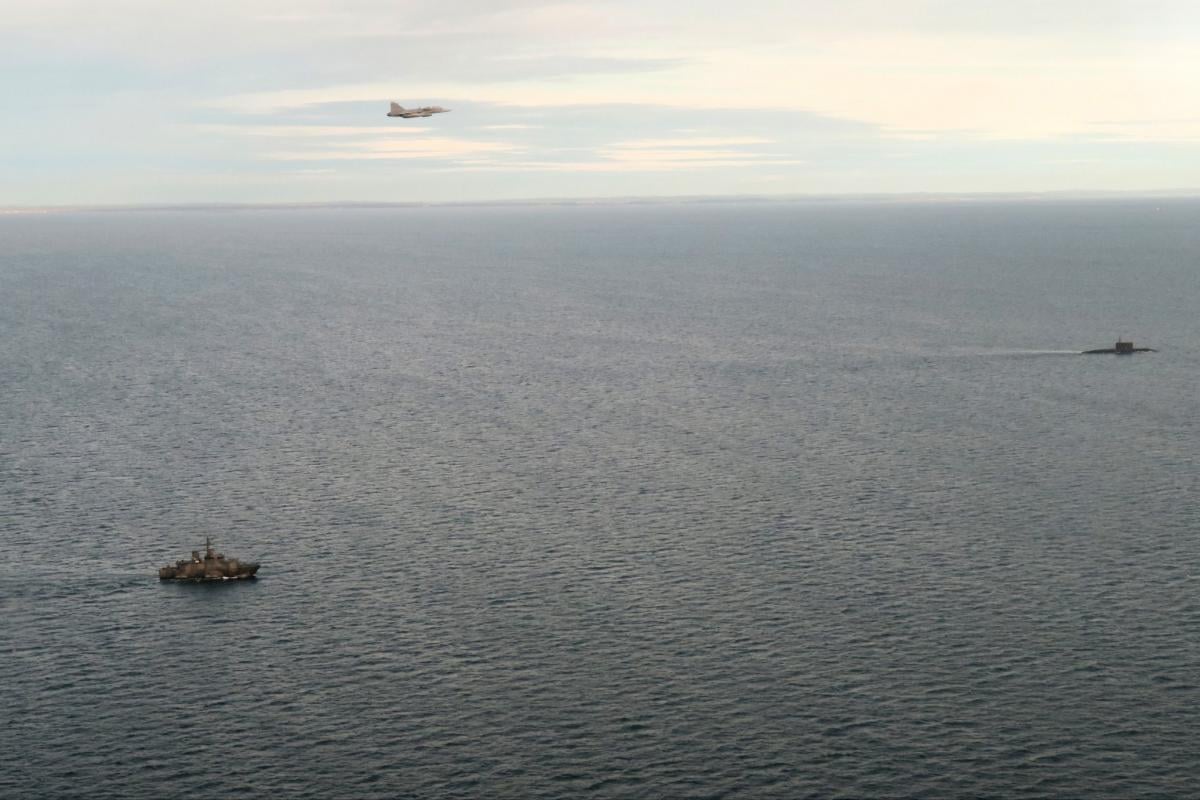 Швеция преследует подводную лодку РФ / x.com/Swedish_Navy Швеция преследует подводную лодку РФ / x.com/Swedish_Navy