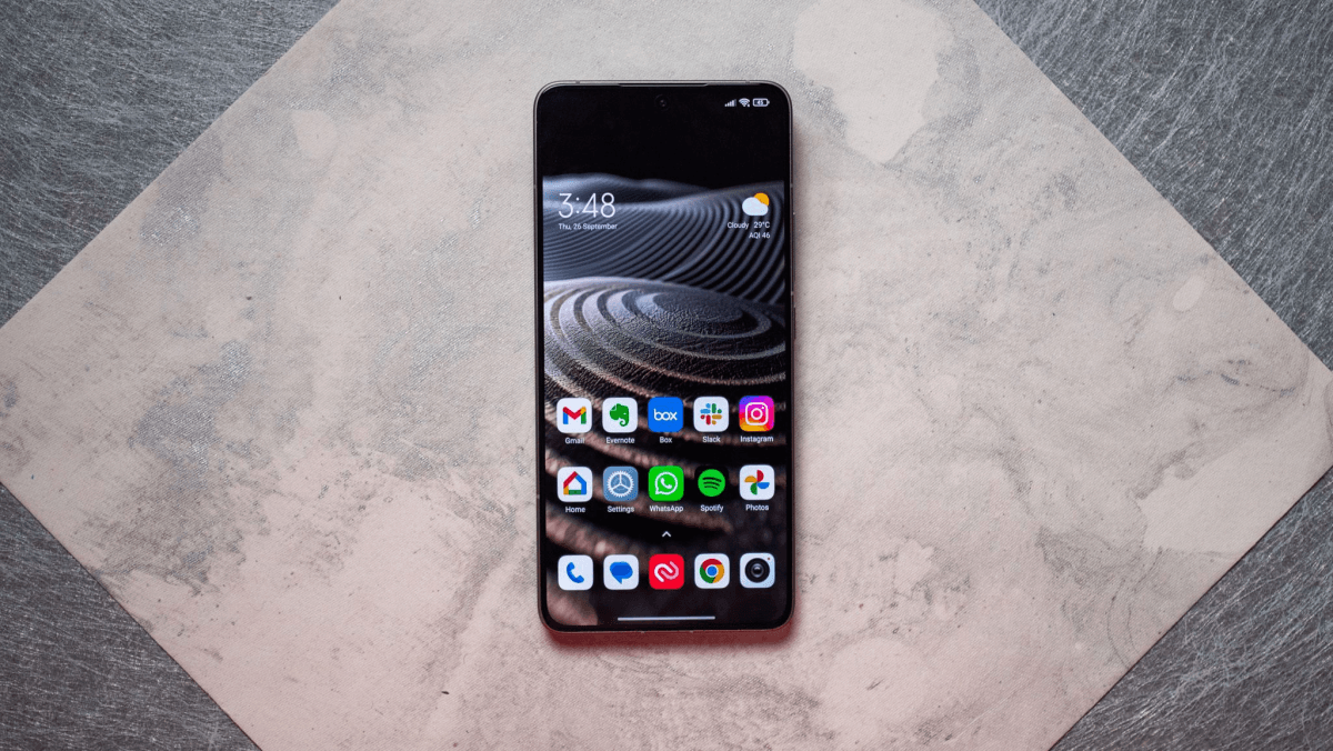 Новітній флагман Redmi K90 Pro Max показали з усіх боків / фото Xiaomi Новітній флагман Redmi K90 Pro Max показали з усіх боків / фото Xiaomi