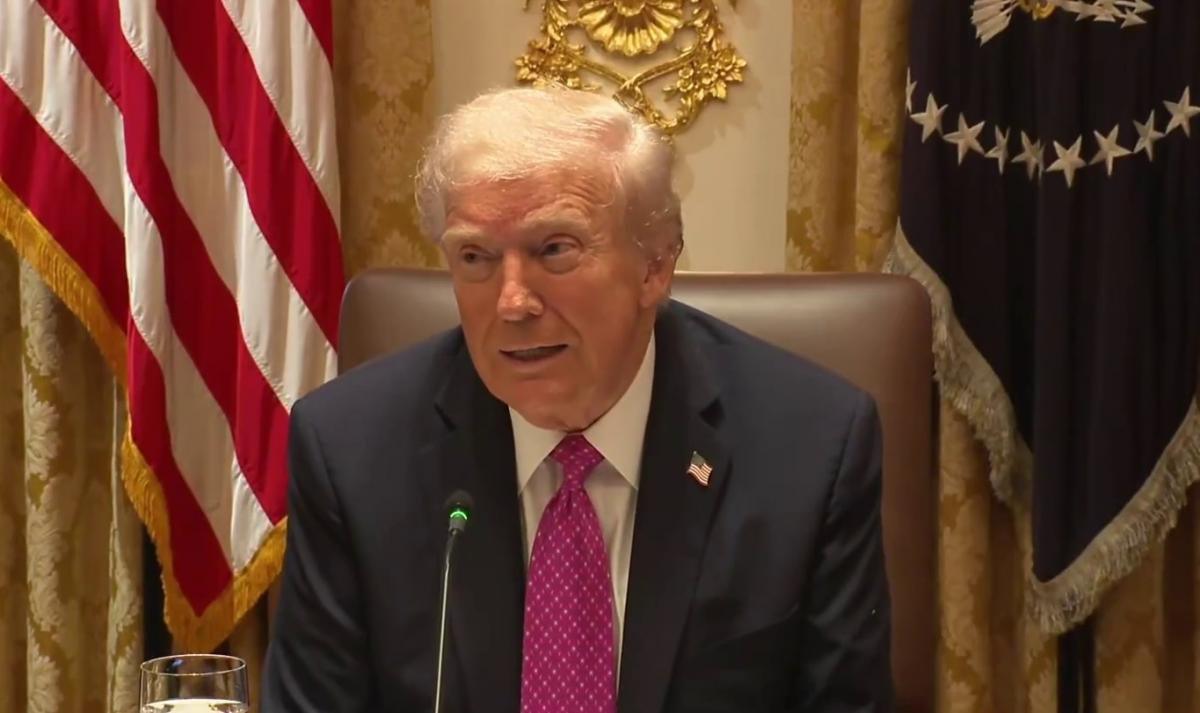 Надеюсь, что нам удастся прекратить войну без мыслей о "Томагавках", - Трамп