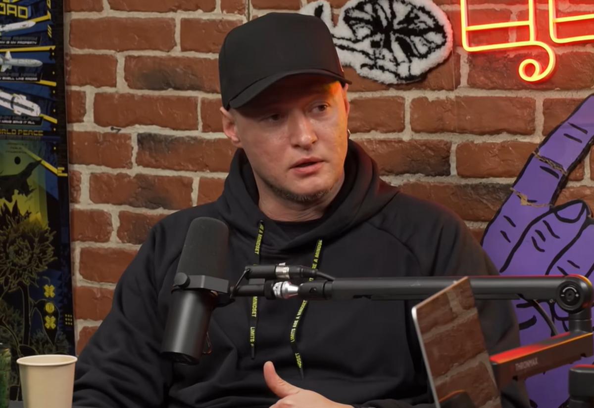 Лидер "Бумбокса" заявил о проблемах с психическим здоровьем из-за войны