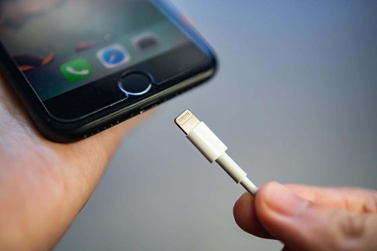 Как убрать медленную зарядку на iPhone Как убрать медленную зарядку на iPhone