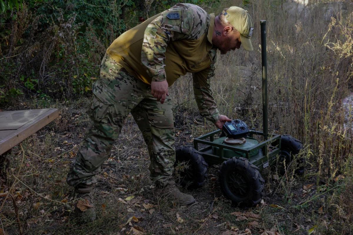 Третя штурмова Білецького взяла в полон росіян за допомогою наземного дрона, - WP Третя штурмова Білецького взяла в полон росіян за допомогою наземного дрона, - WP